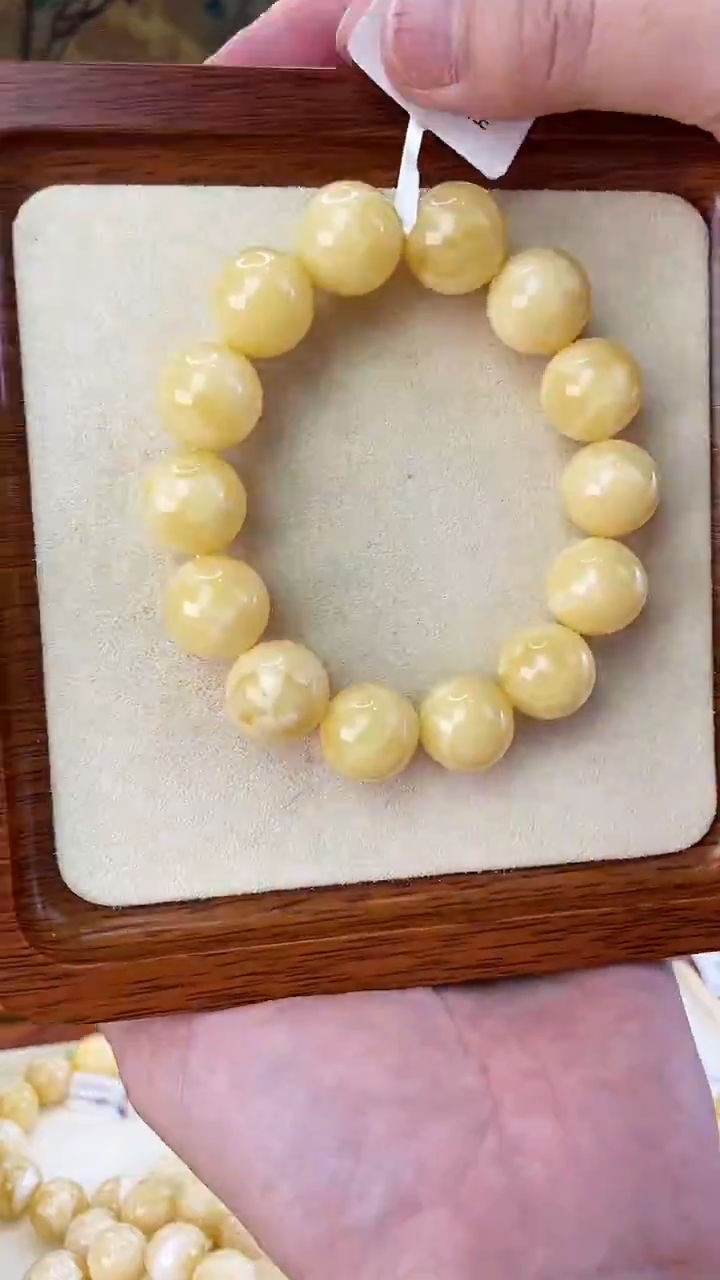 未镶嵌蜜蜡裸石手串