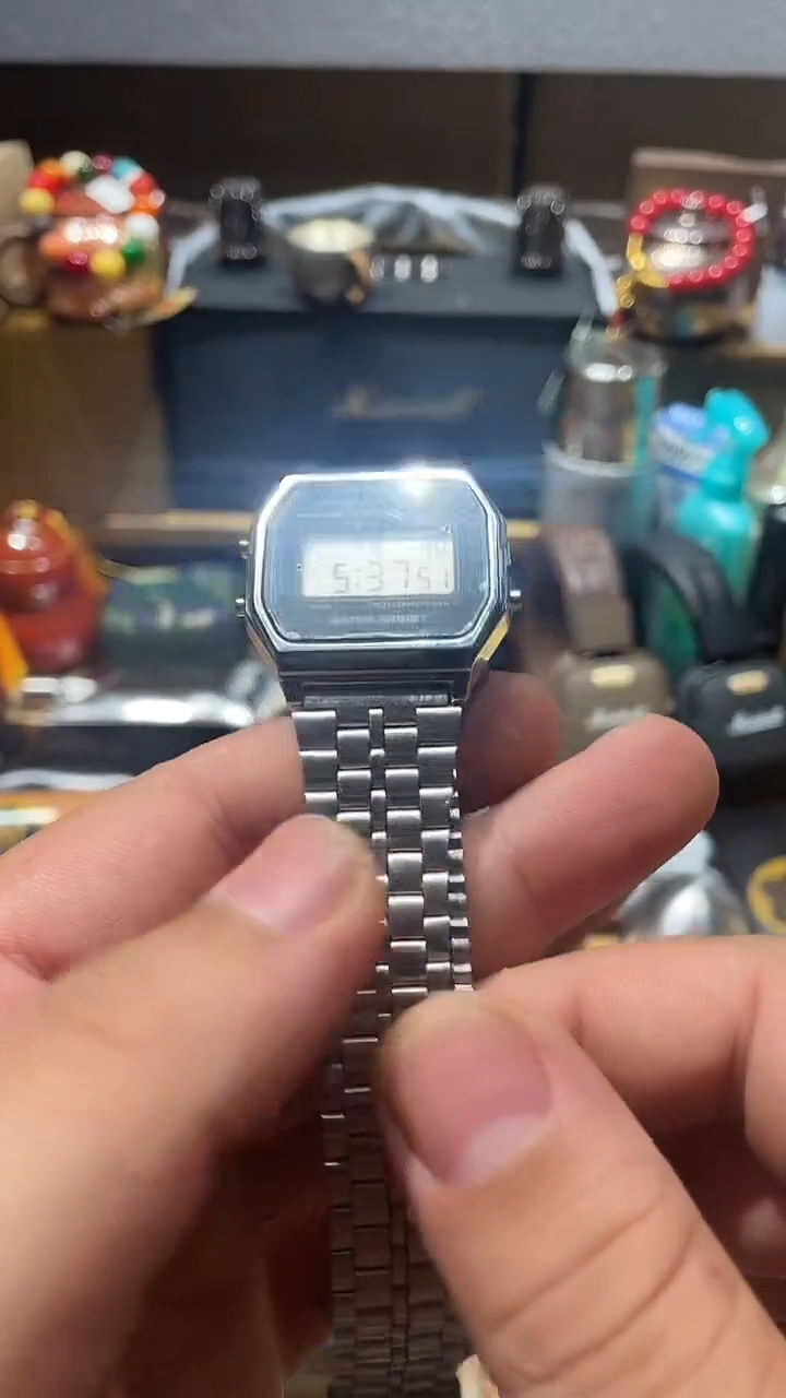 瓷片闪购商品 如图所示