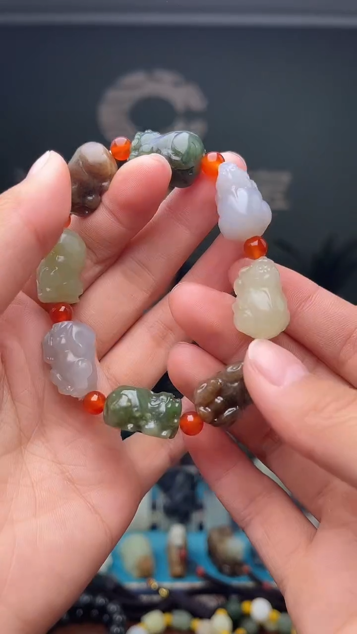 未镶嵌和田玉挂件1