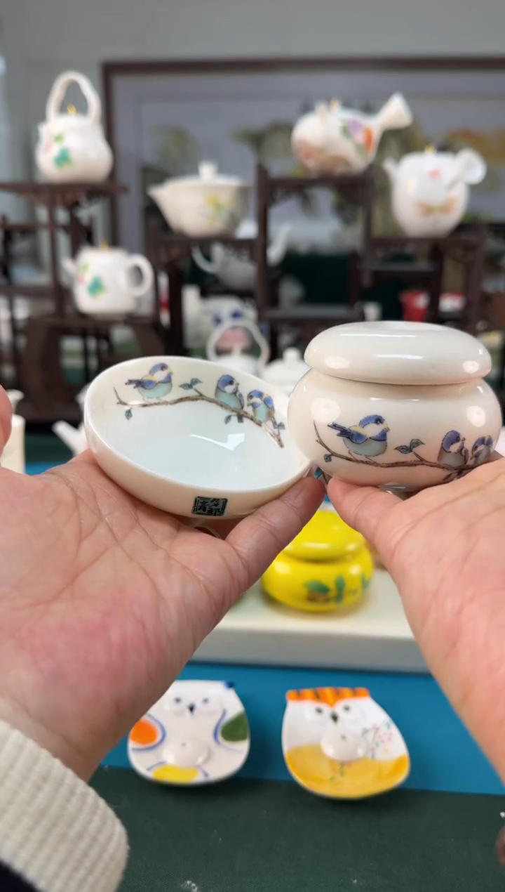 【闪购商品】瓷器 ······.......