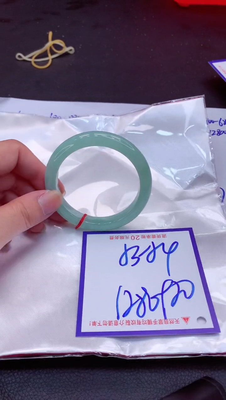 【闪购商品】翡翠手镯未镶嵌11111111