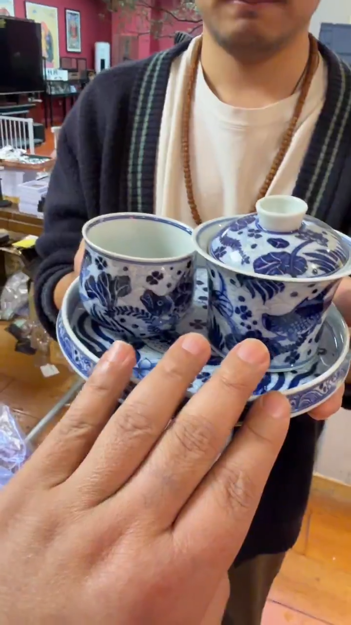 盖碗瓷放****孩1588定向 放开那个女孩