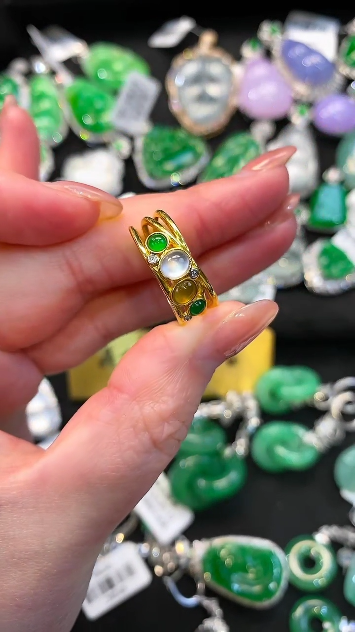 【闪购商品】翡翠吊坠(不含链)18K金镶嵌戒指