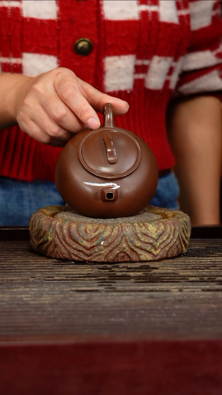 宜兴原矿紫砂壶茶壶宜兴原矿紫砂壶茶壶150C