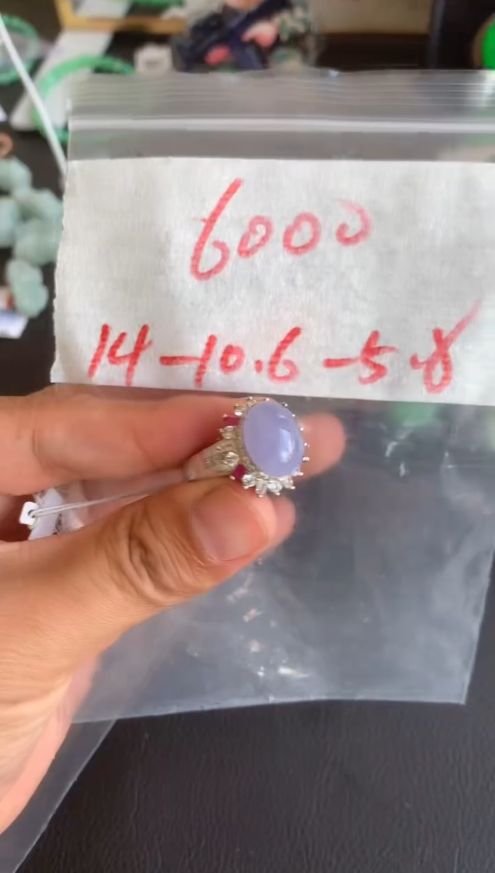 未镶嵌定制翡翠缅甸A货翡翠，拍一发一