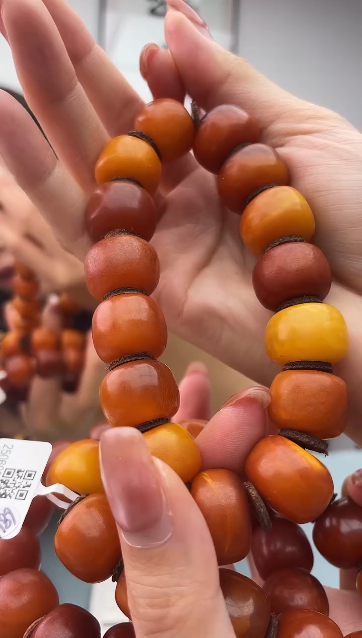 未镶嵌蜜蜡珠宝奇石043 17微瑕假一罚十多样性发其一