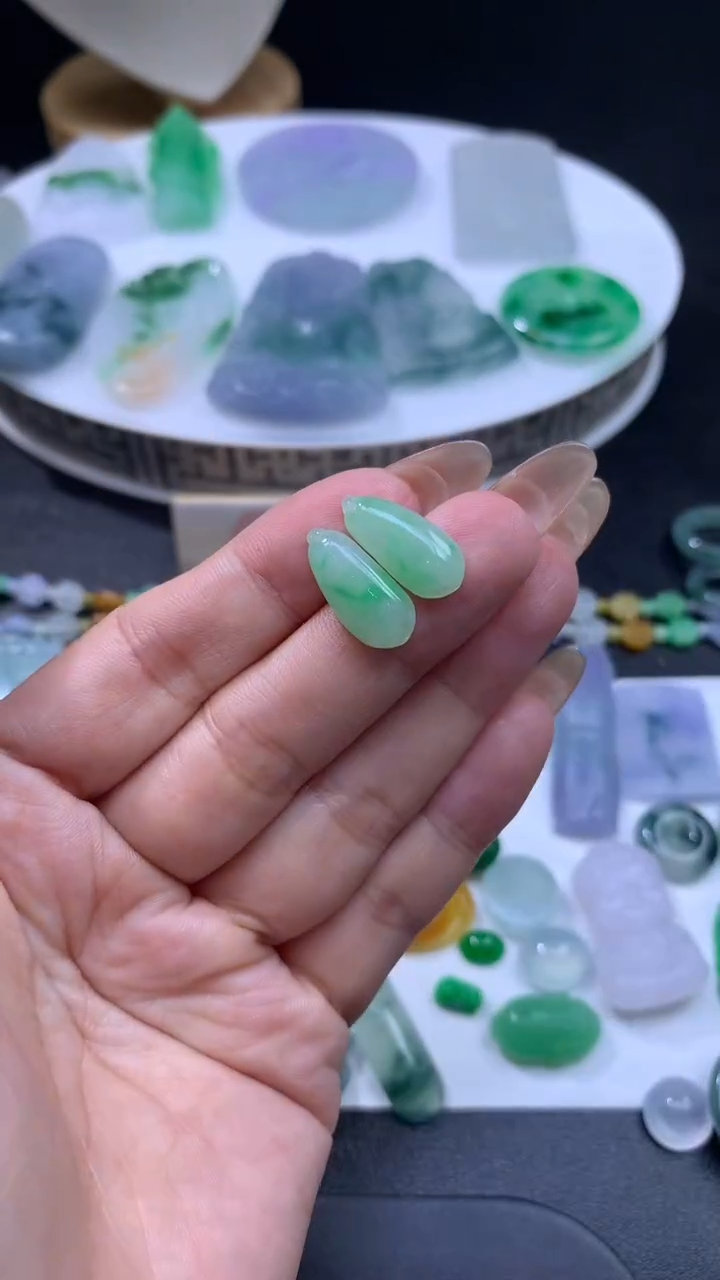 【闪购商品】定制翡翠未镶嵌翡翠