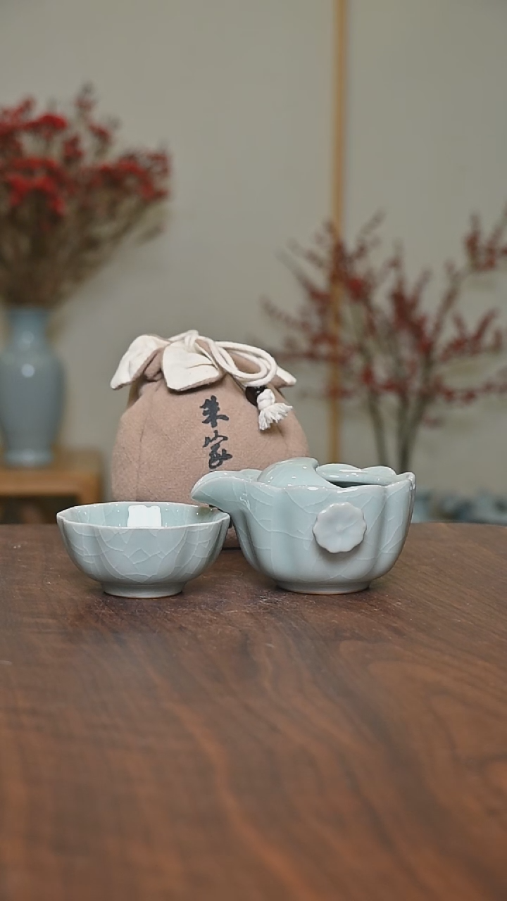 【闪购商品】其他微瑕粉青釉朱家汝窑款莲花快客100毫升