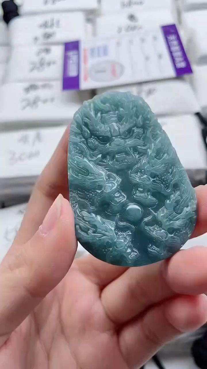 颈饰未镶嵌翡翠8