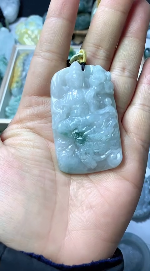 【闪购商品】翡翠颈饰未镶嵌翡翠