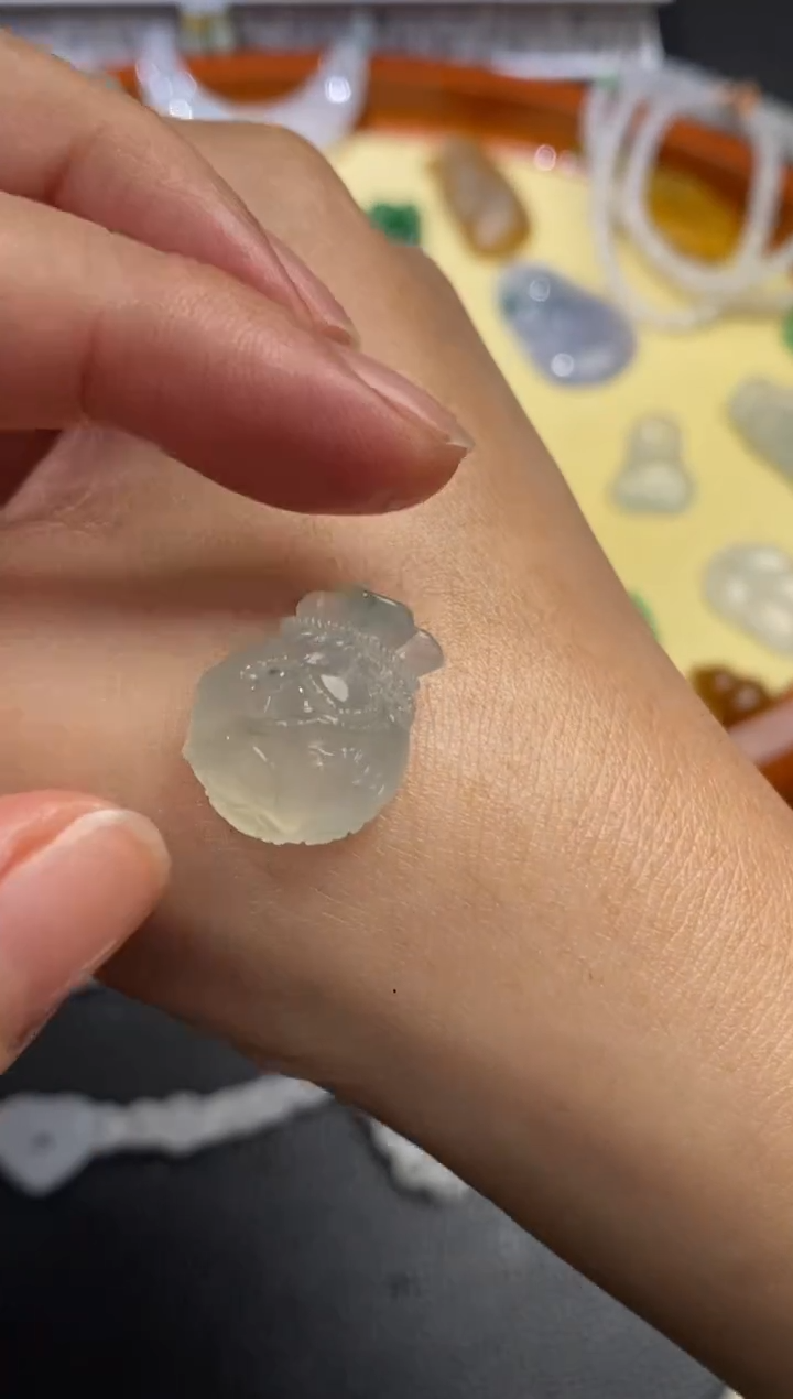 定制翡翠未镶嵌翡翠毛货~