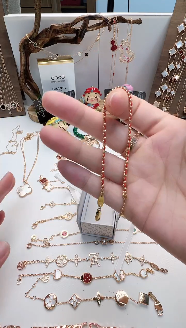 瓷片彧贤聚宝阁二号铺