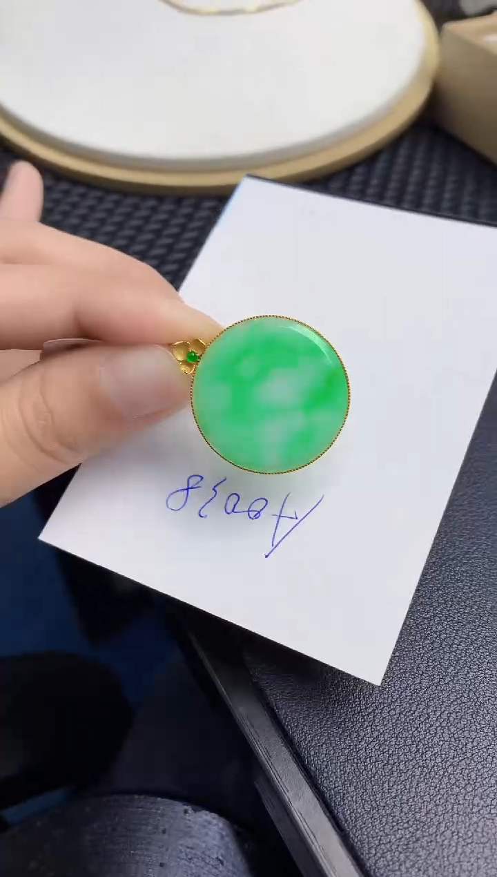 【闪购商品】翡翠颈饰18K金镶嵌000000000