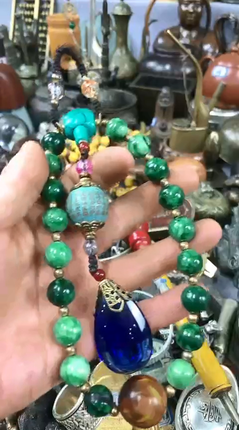 【闪购商品】一物一拍编号绿珠链