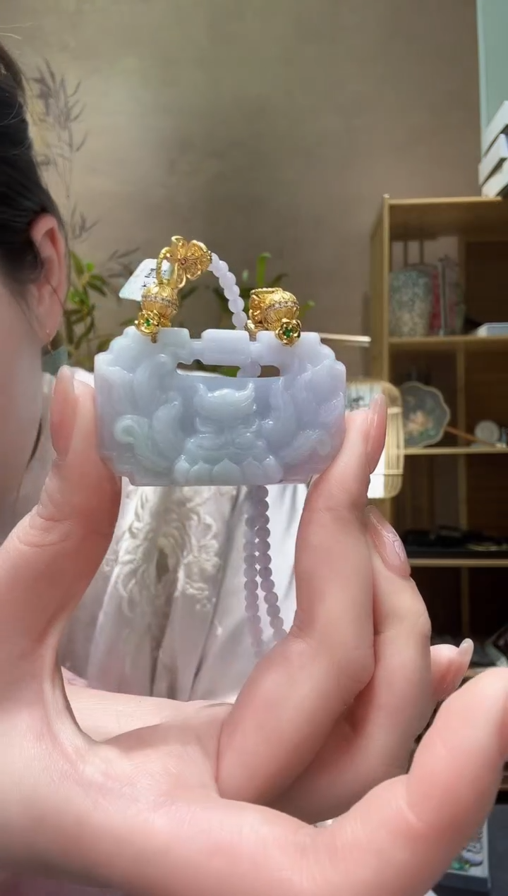 【闪购商品】翡翠颈饰未镶嵌吊坠