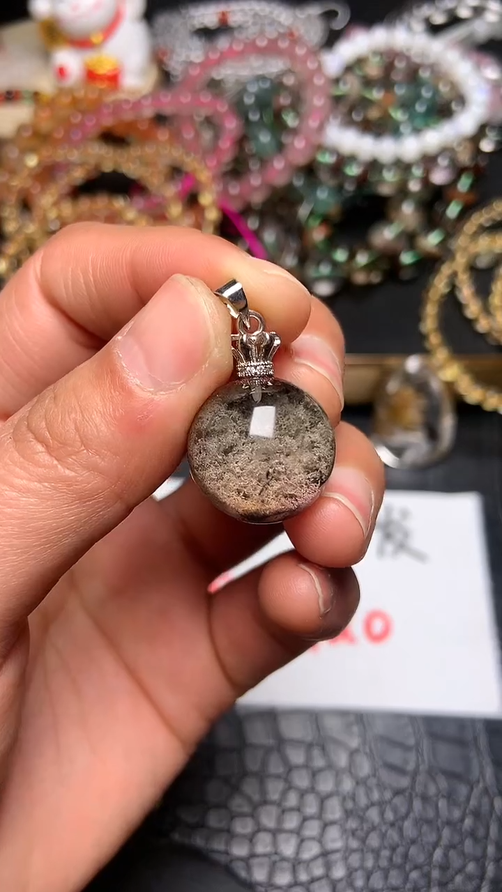 【闪购商品】水晶吊坠(赠链)未镶嵌79