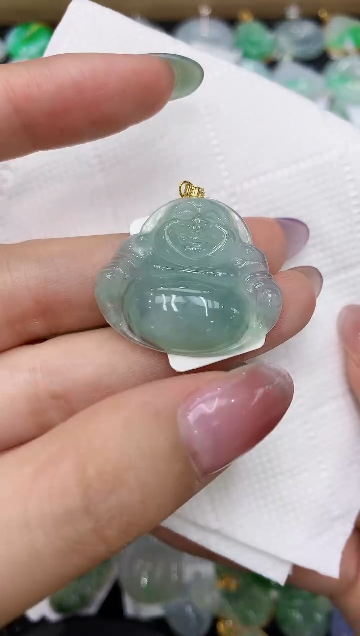 翡翠18K金镶嵌颈饰111111111111