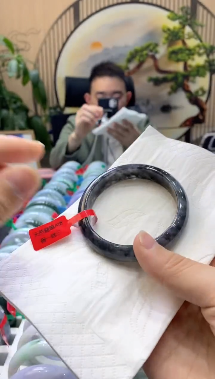 【闪购商品】翡翠手镯未镶嵌000010801