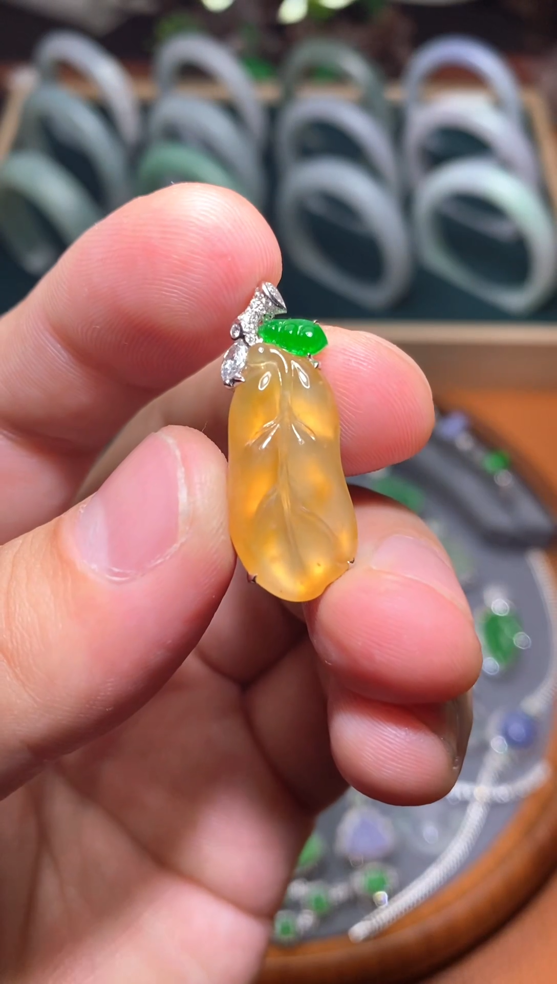 【闪购商品】翡翠颈饰18K金镶嵌/16/叶子