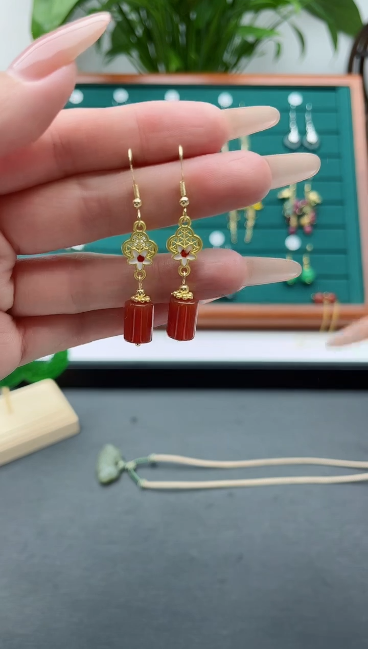 【闪购商品】南红玛瑙耳饰银S925镀金镶嵌039红