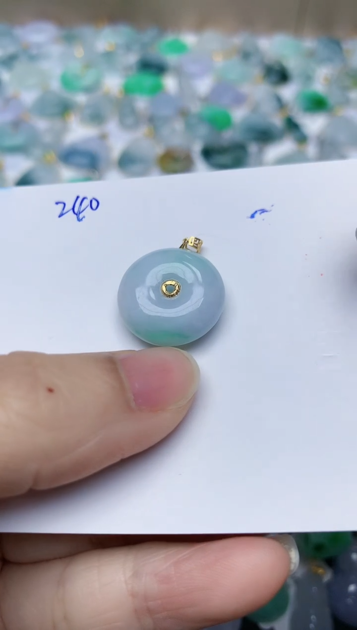 【闪购商品】翡翠颈饰18K金镶嵌天然翡翠A货    240