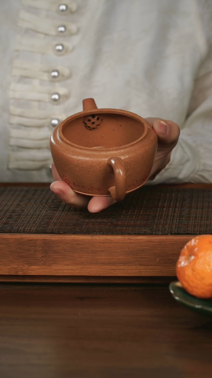 【闪购商品】紫砂茶壶 西施姐姐 汉瓦 老段泥 带刻绘