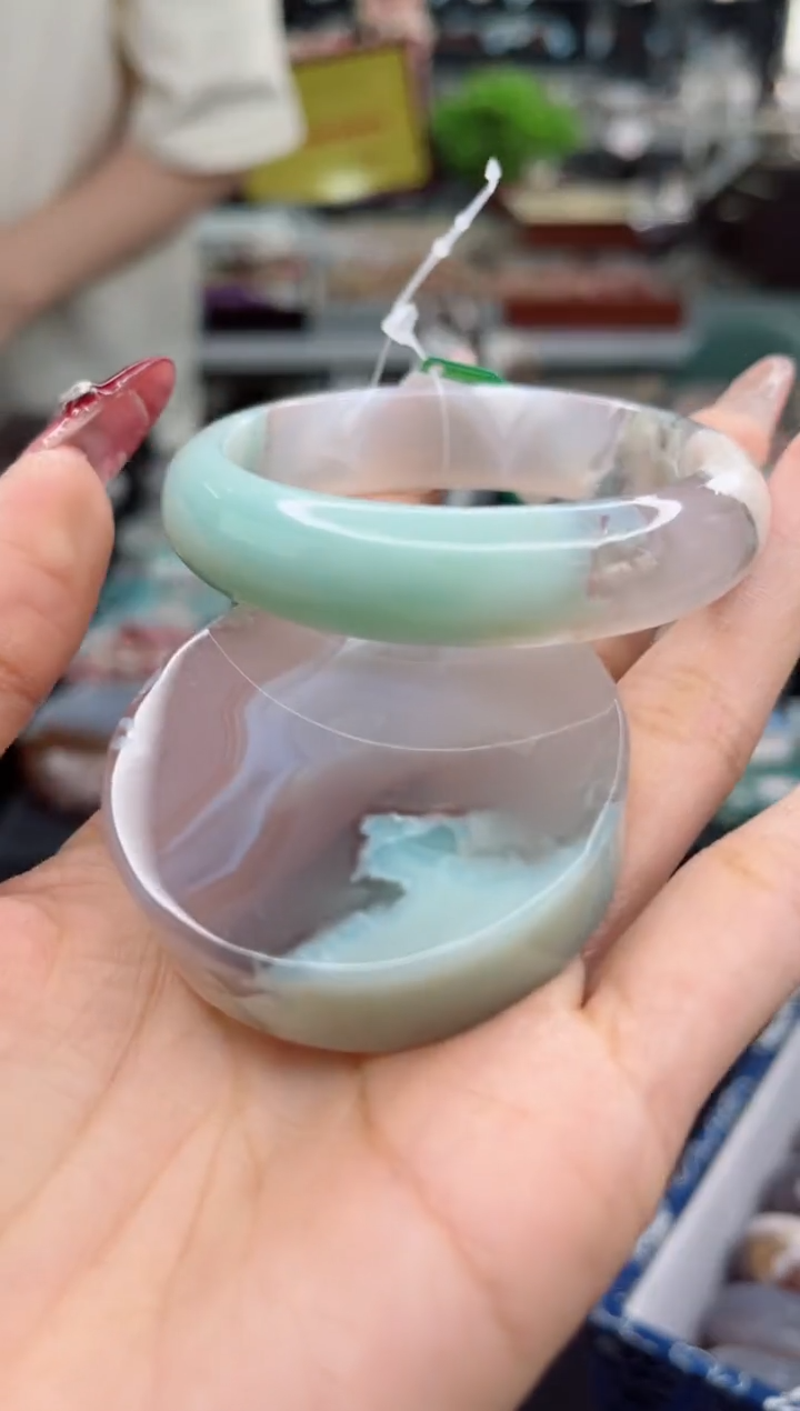 【闪购商品】石英质玉手镯未镶嵌52圈口（赠品镯心）6680525