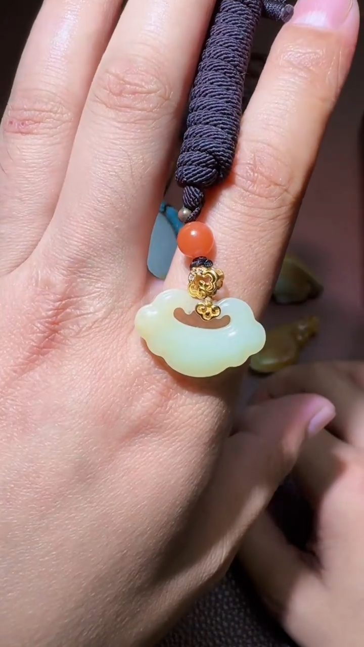 银S925镶嵌和田玉挂件和田玉