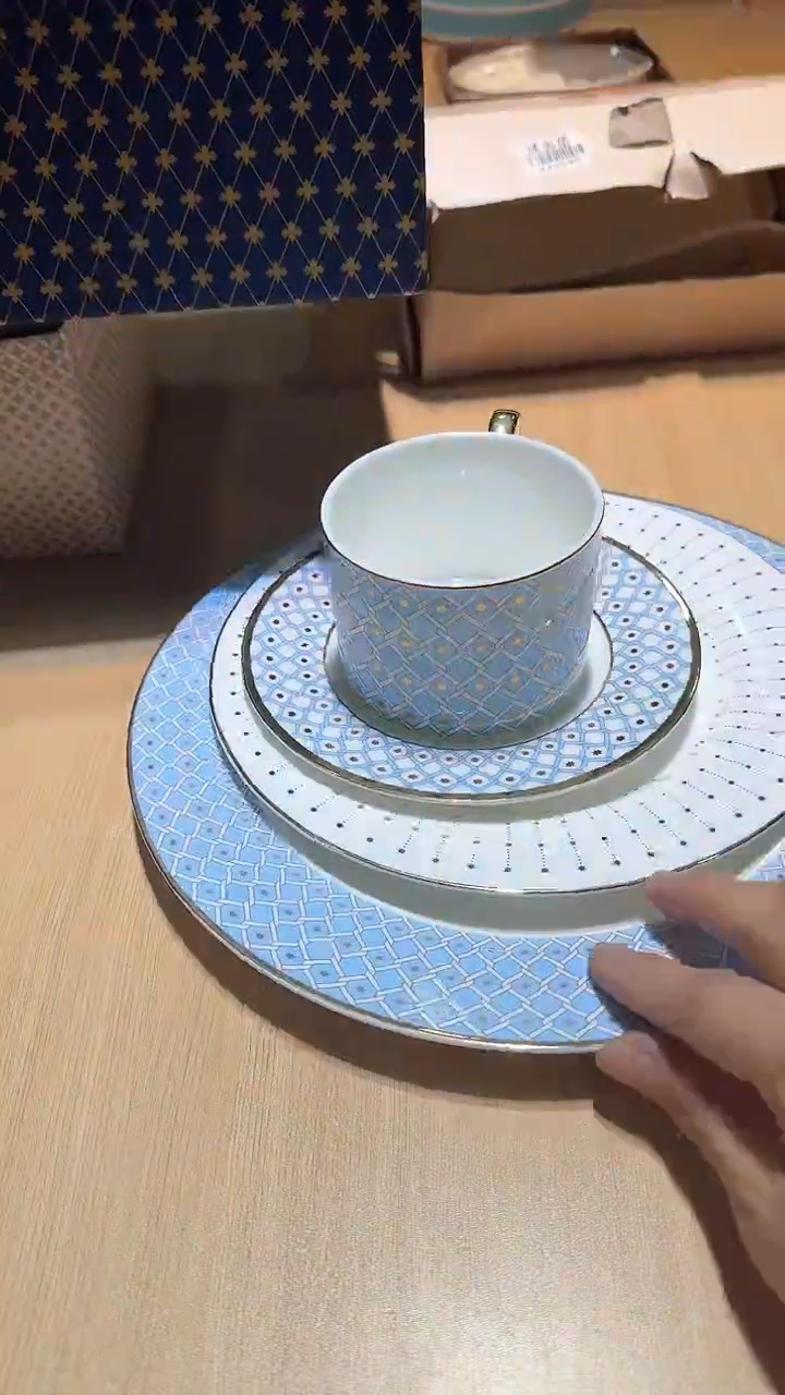 【闪购商品】瓷片锅碗瓢盆一件不剩