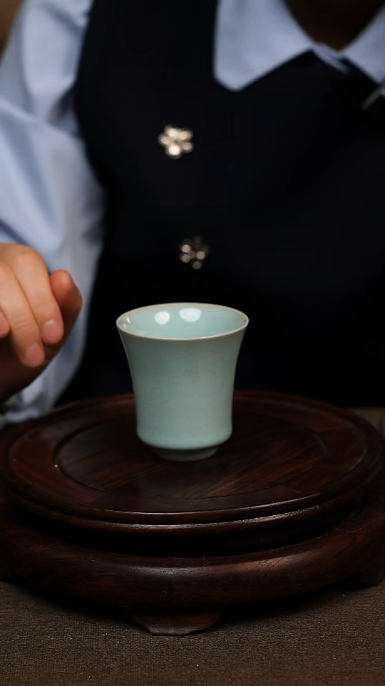 瓷片天青色闻香杯70ml微瑕不带礼盒