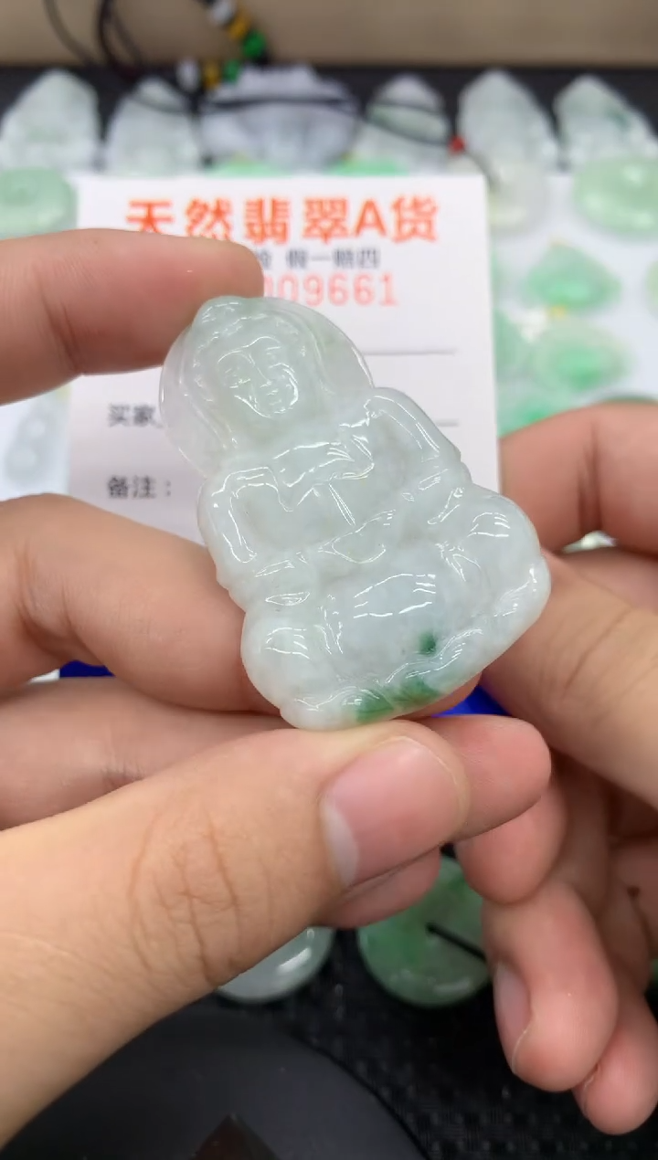 【闪购商品】翡翠颈饰未镶嵌11111111111