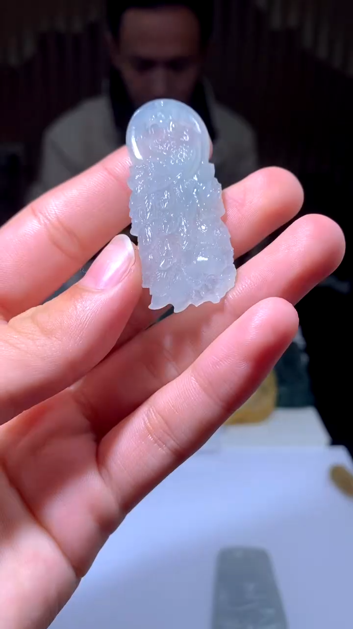 【闪购商品】定制翡翠未镶嵌吊坠