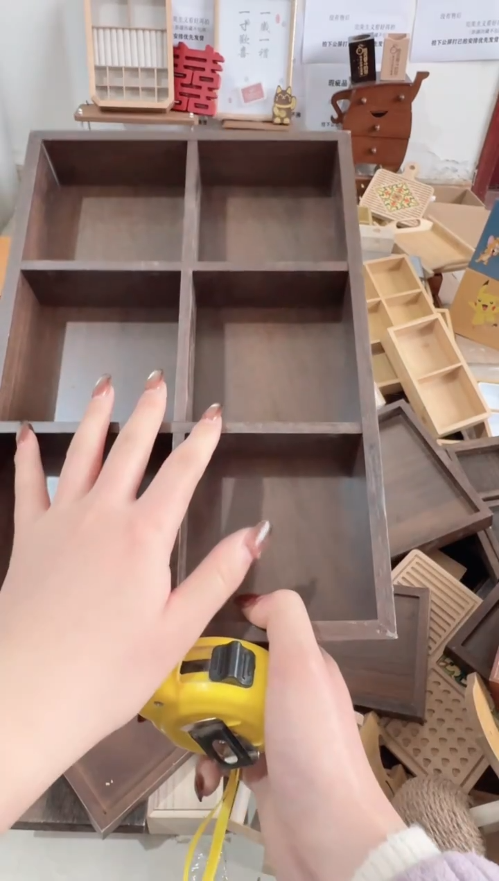 胡桃色六宫格微瑕拍下不退不换无售后