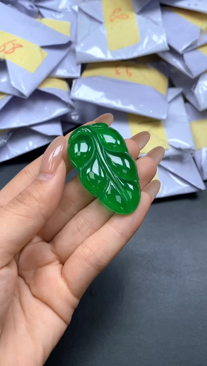 闪耀精品（吊坠加扣头）92