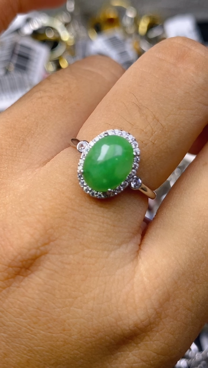 银S925镶嵌戒指翡翠百内无证书