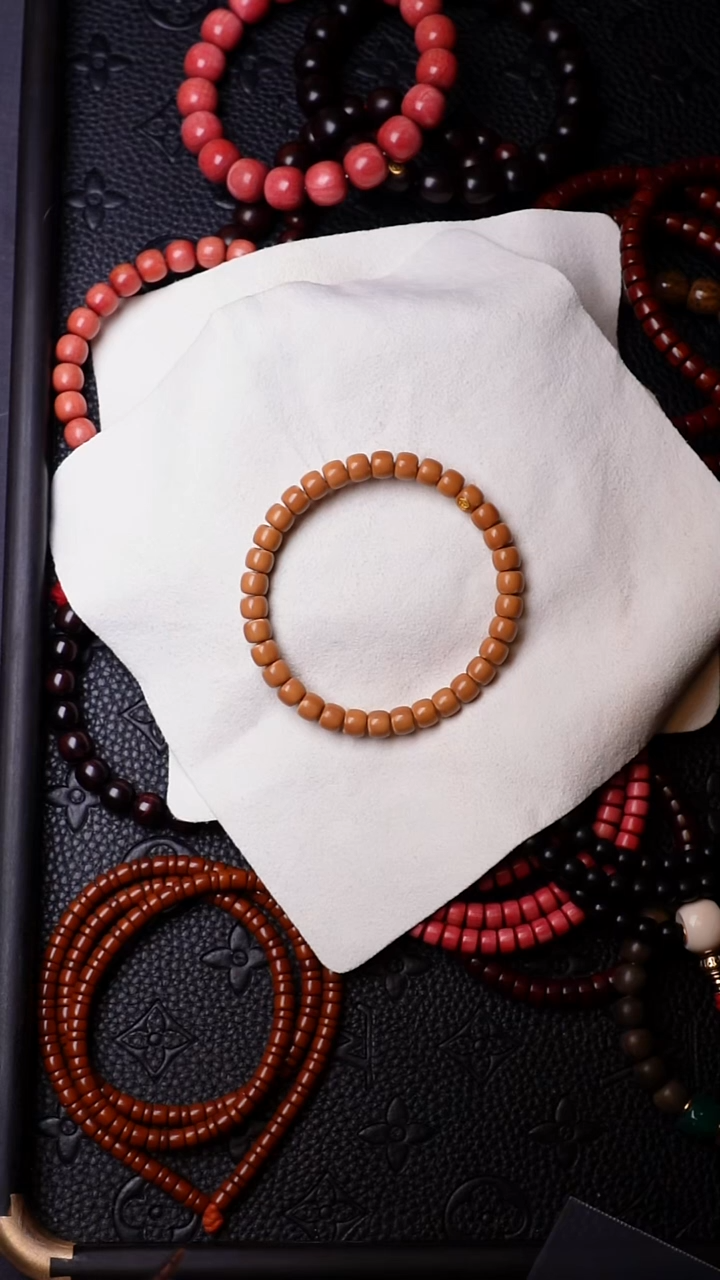 橄榄核手串/手链核尖金标6.6mm