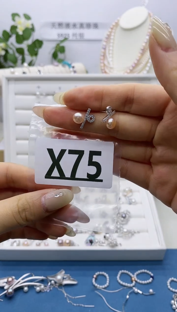 银S925镶嵌无淡水珍珠桃***?X75