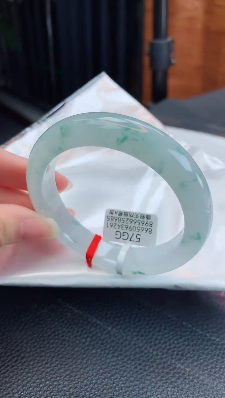 【闪购商品】翡翠手镯未镶嵌缅甸天然翡翠A货手镯