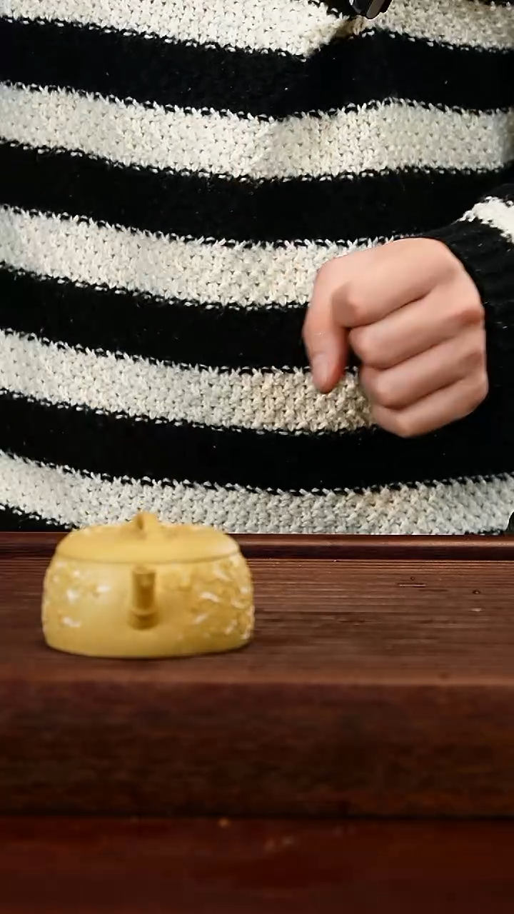 茶壶紫砂本山绿紫砂壶130cc左右