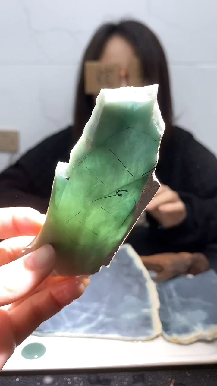 【闪购商品】翡翠挂件未镶嵌天然翡翠A货原料