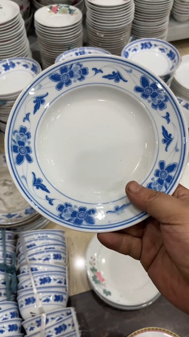 微瑕7寸湖南醴陵釉下五彩陶瓷