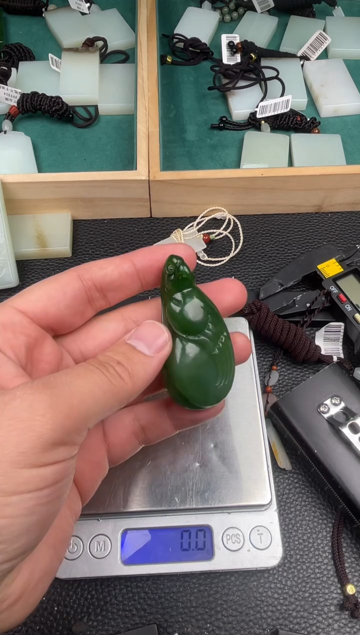 未镶嵌和田玉挂件挂件