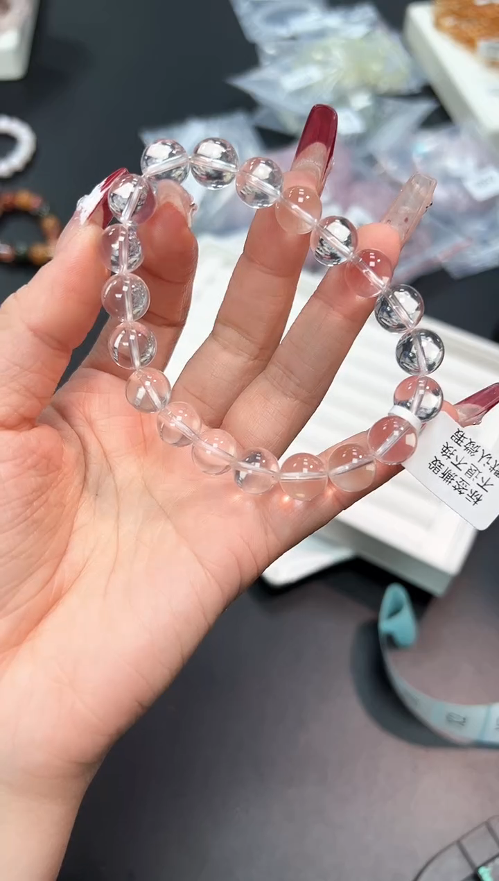 【闪购商品】水晶手串未镶嵌98W多样性发其一1条默认微瑕