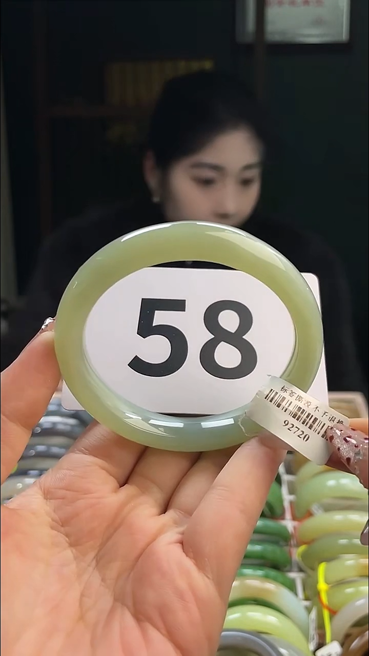 定制和田玉和田玉手镯