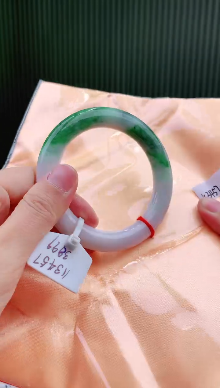 未镶嵌手镯翡翠111