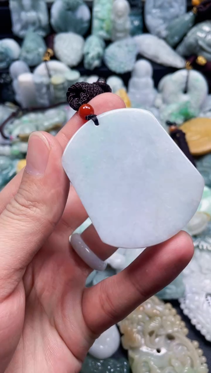 翡翠未镶嵌颈饰天然翡翠a货