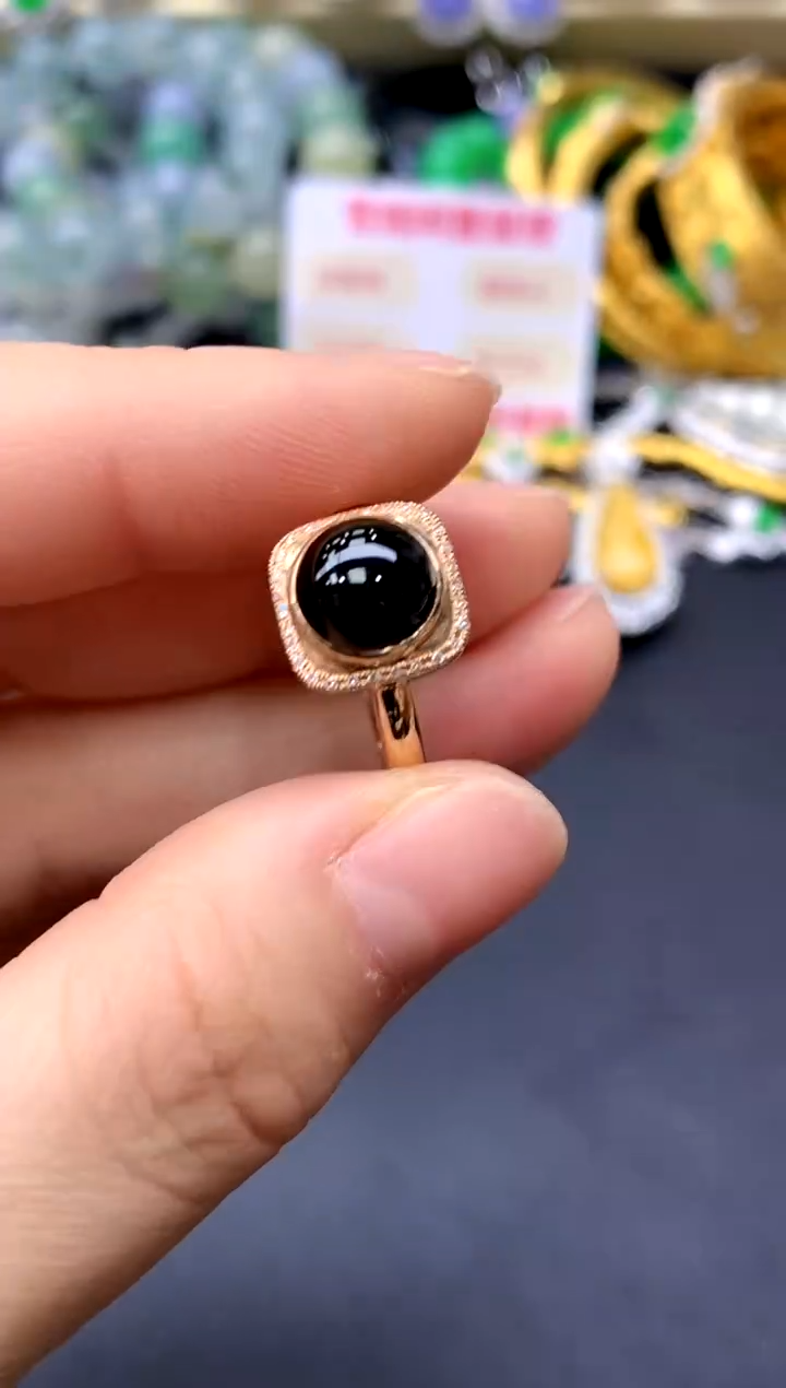 18K金镶嵌戒指翡翠402-中国好珍宝