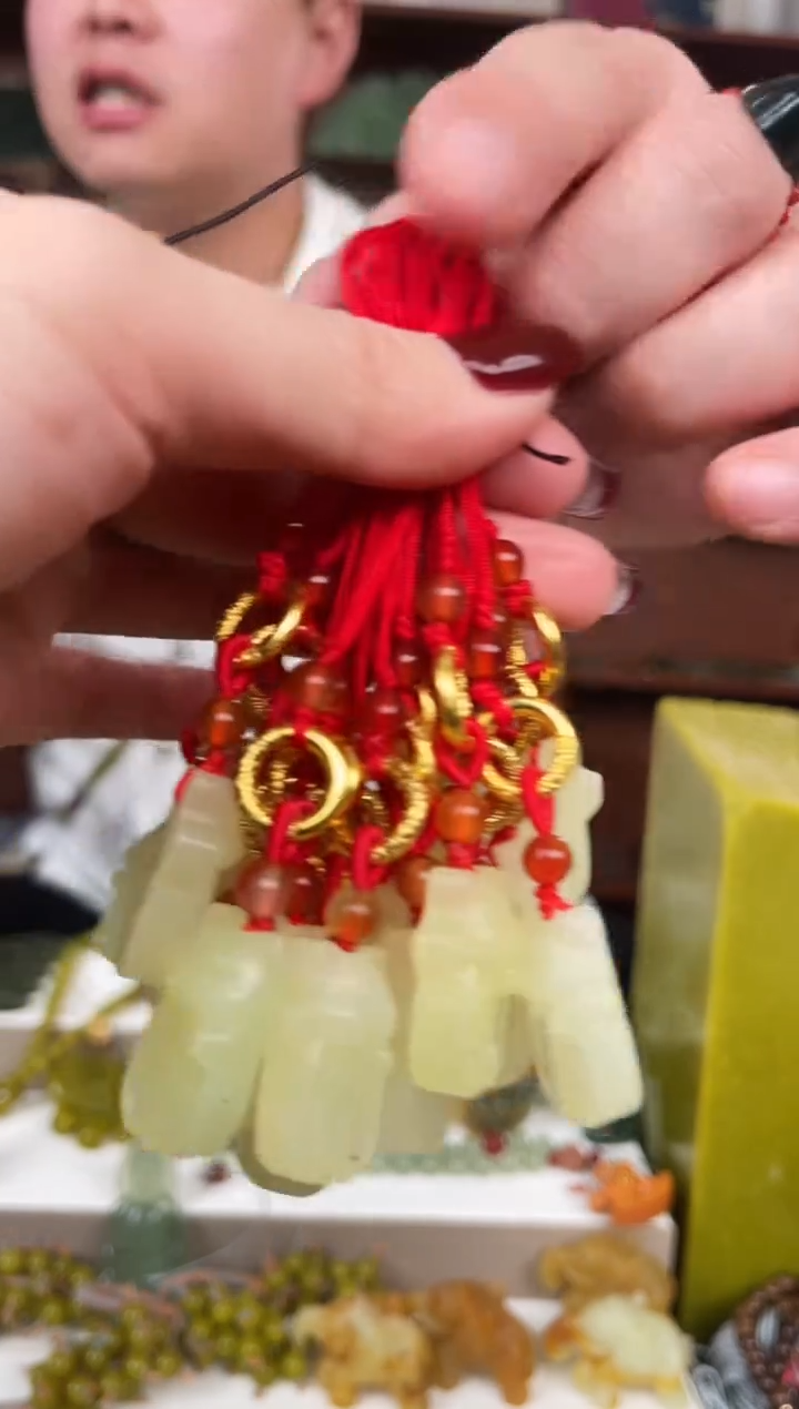 未镶嵌蛇纹石玉颈饰多样性发货拍一发一