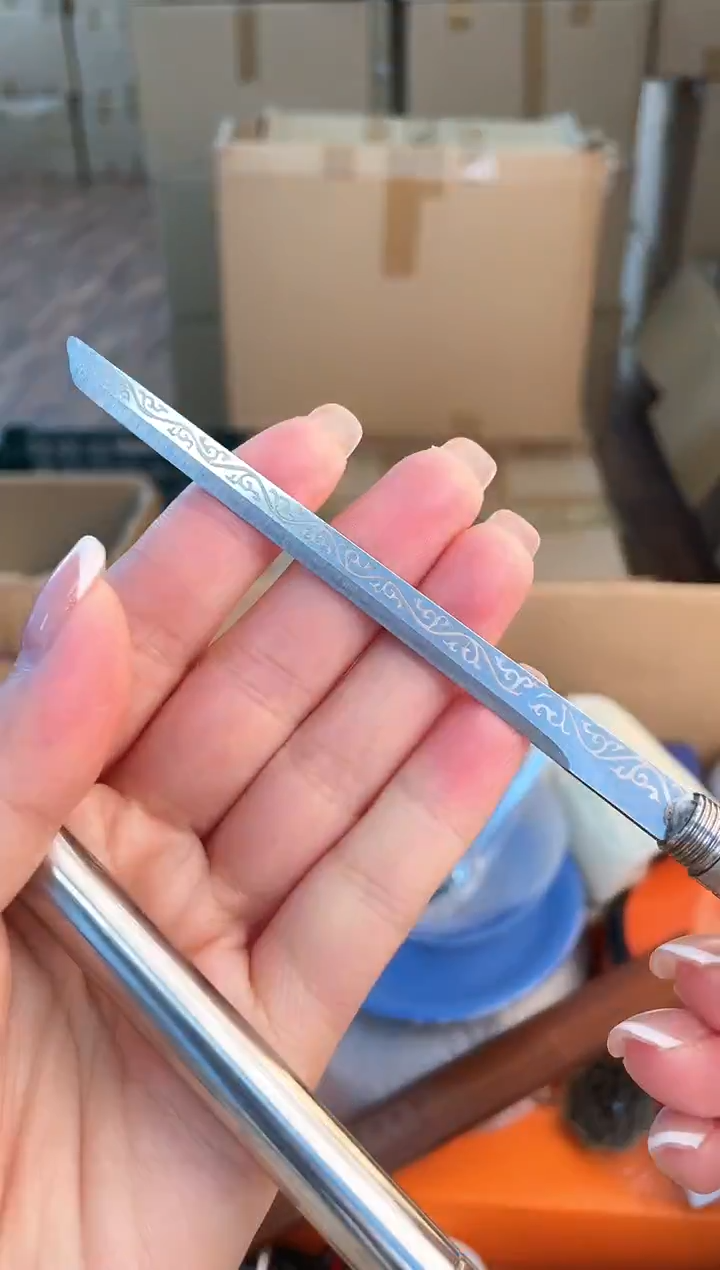 铁子***菁如图所示 米妮甄选