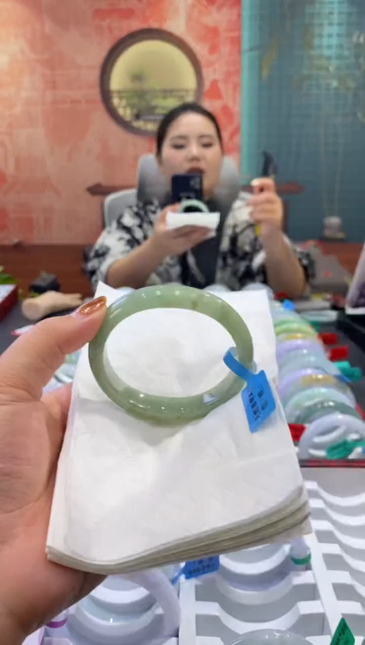 未镶嵌手镯翡翠多人00017020